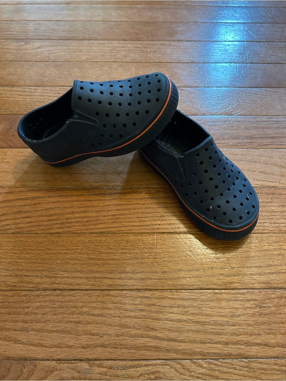 NATIVE Toddler Boy Blue Slip On Shoes 9C